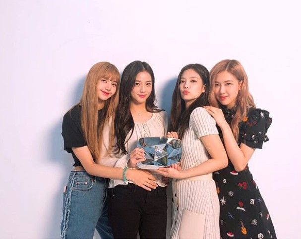 Screen Shot 2018-12-03 at 6.15.58 PM