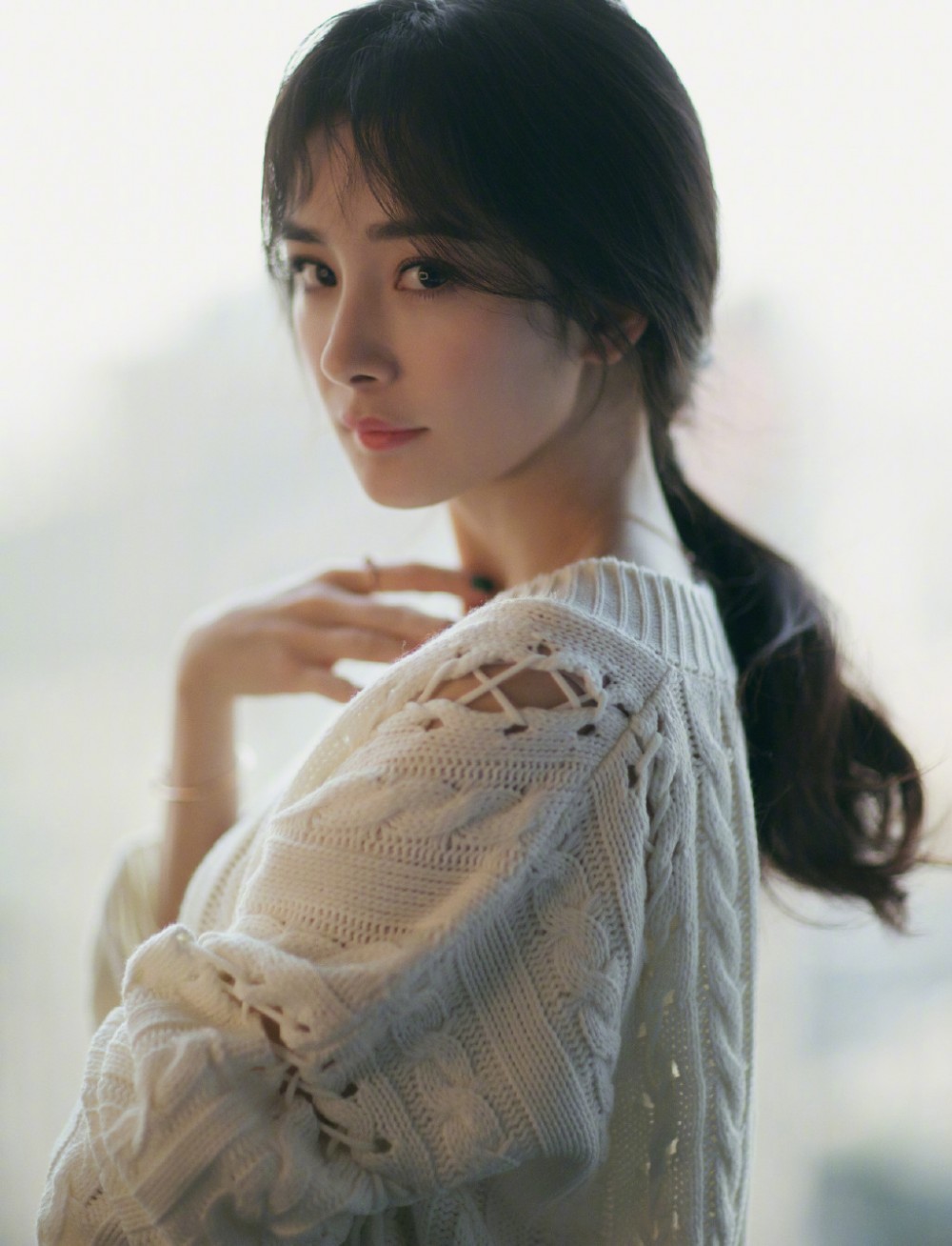 a39c9f7bly1fx1up34nocj22rh3m3e83