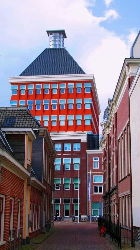 b922f82a770ccb4dca1b2b166603d723