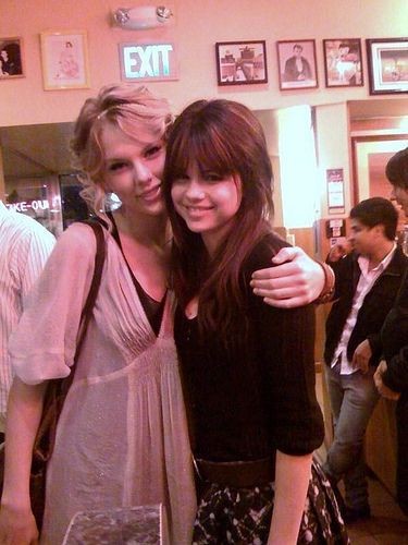 771f2f10994139b232dd61487834679c