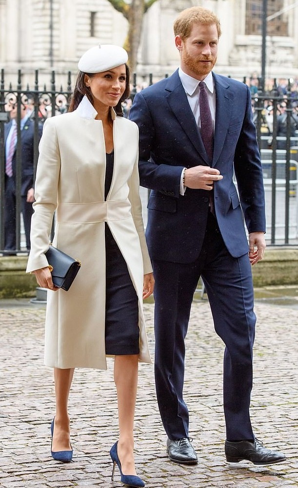 7871418-6532997-image-m-103_1546002400255