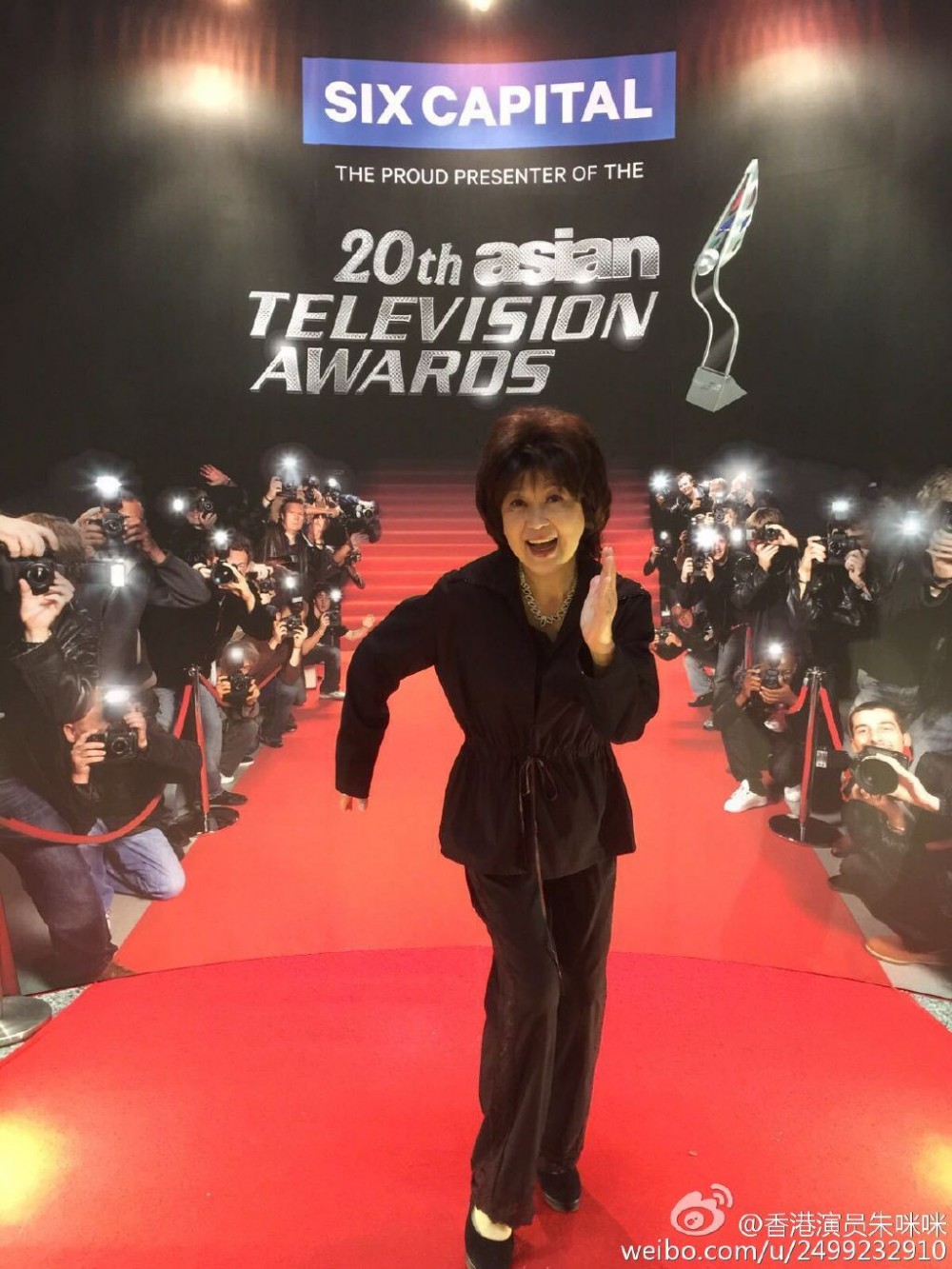 94f7448ejw1f20d0b6dfxj20xc18g43u