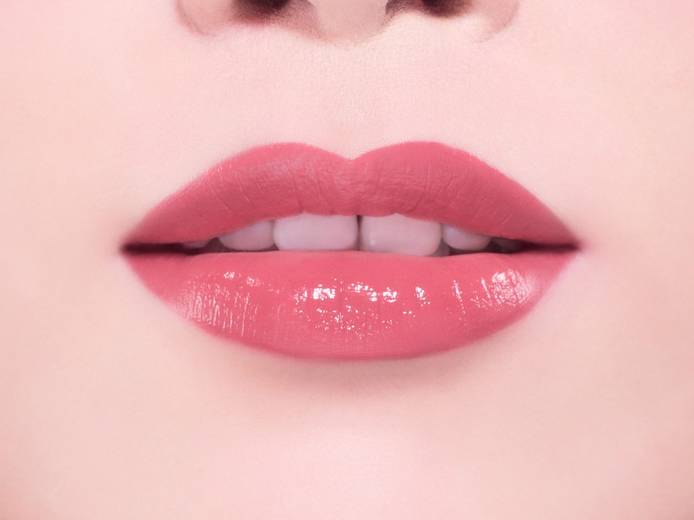 BOBBI BROWN
