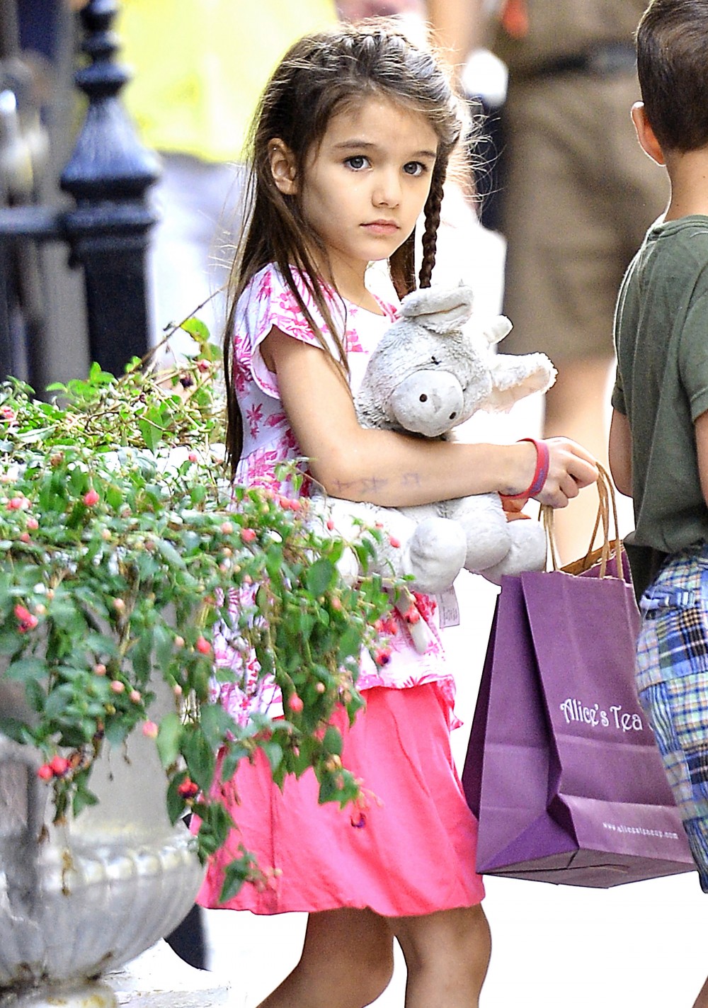suri-cruise-07-05-2012-copy