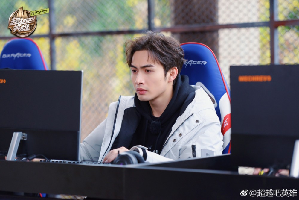 0079j1R3gy1fz9qjutc7aj33qu2i0kjm