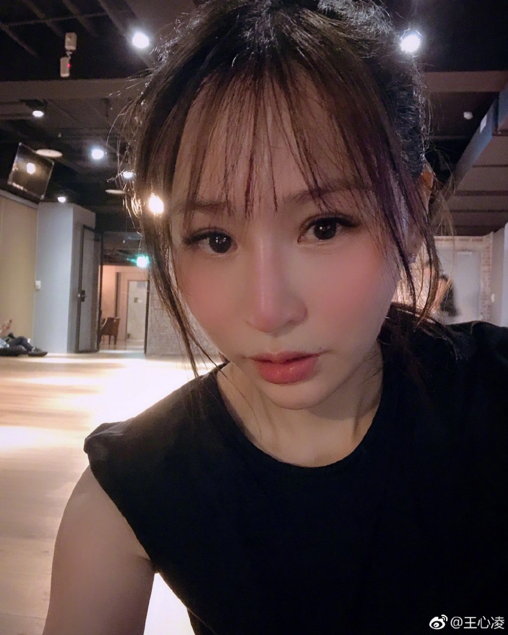 59b3f30egy1g0apxci8qmj21o02304qp