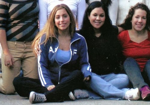 lady-gaga-converse-abercrombie