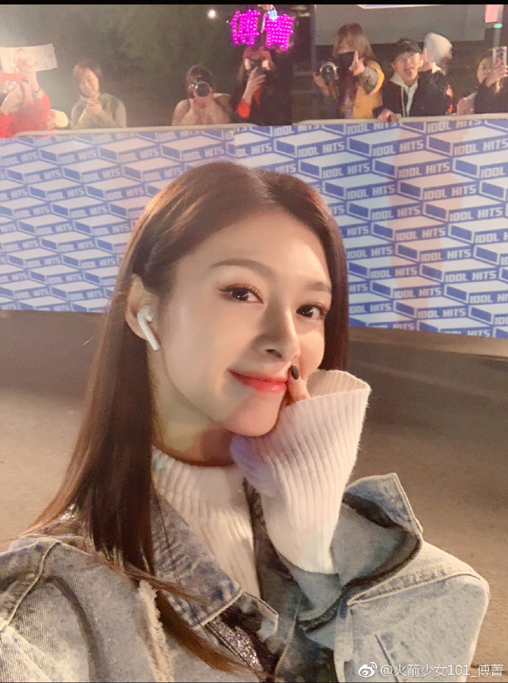 005Yovzjly1g1d4zs8n2vj30yi1ace82