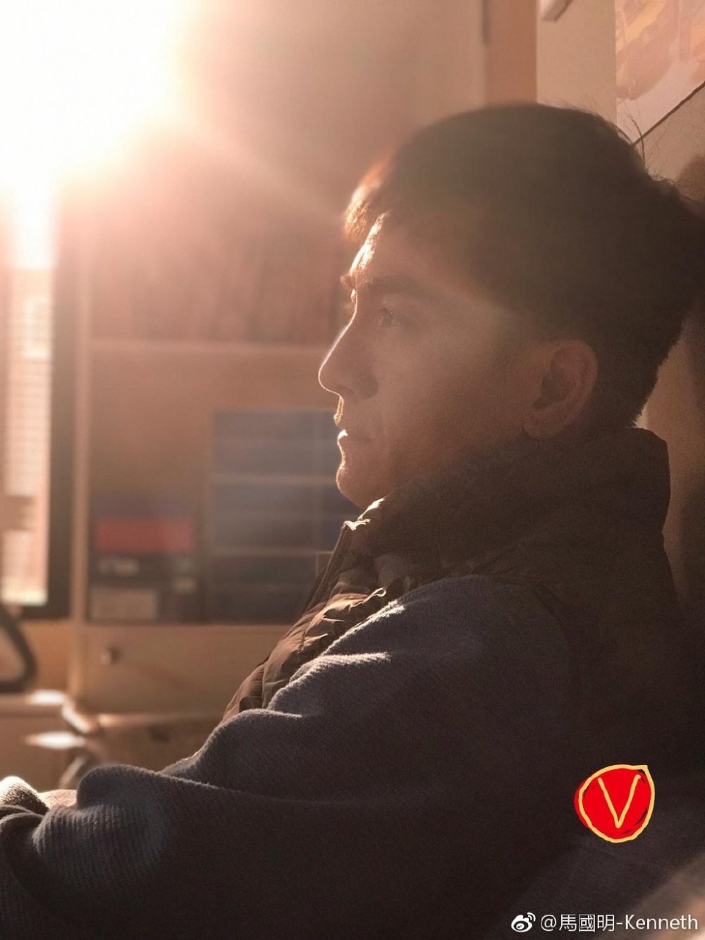 007qxu40gy1g0vmu51p1zj30u0140n0o