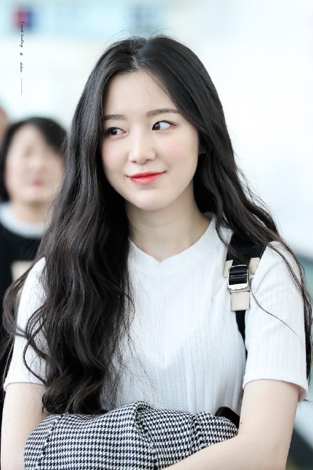 aedac87dly1g25krn1a8pj211x1kwqkx