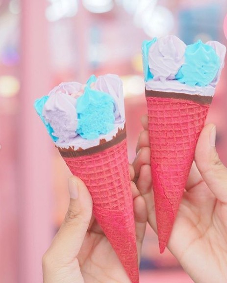 this-magical-unicorn-themed-cornetto-only-costs-rm3-20-and-its-now-available-in-malaysia-world-of-buzz-3