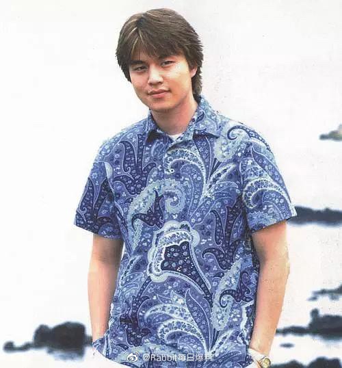 006758Pyly1g39iscj89vj30dw0eyn1y