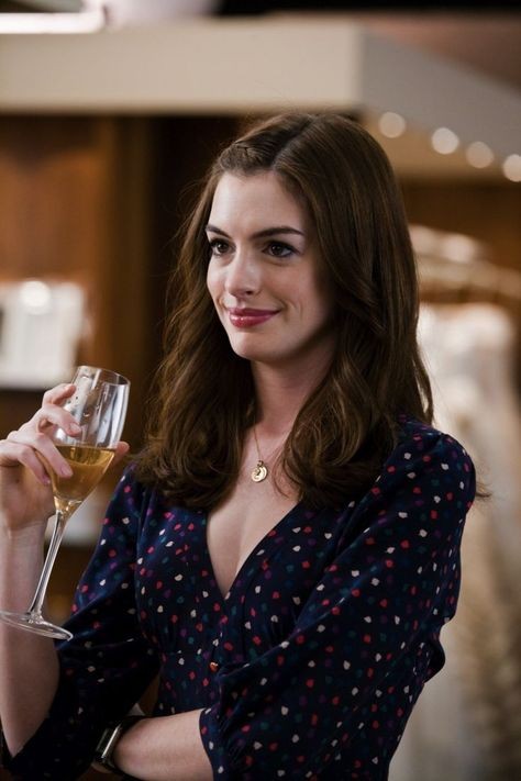 e41ce5b34cae34e1775cf9e165af6416--anne-hatheway-anne-hathaway-hair