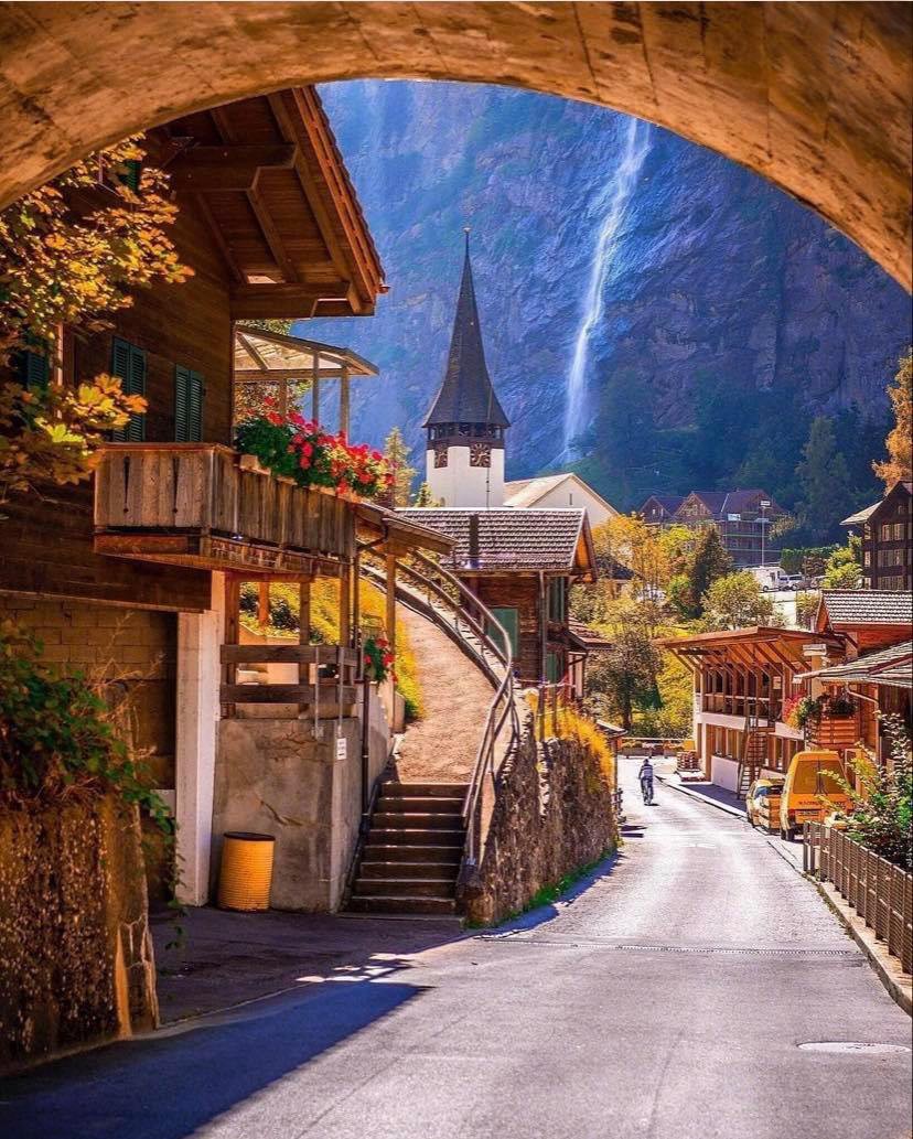 62031076_691971534573374_4343308523011047424_n