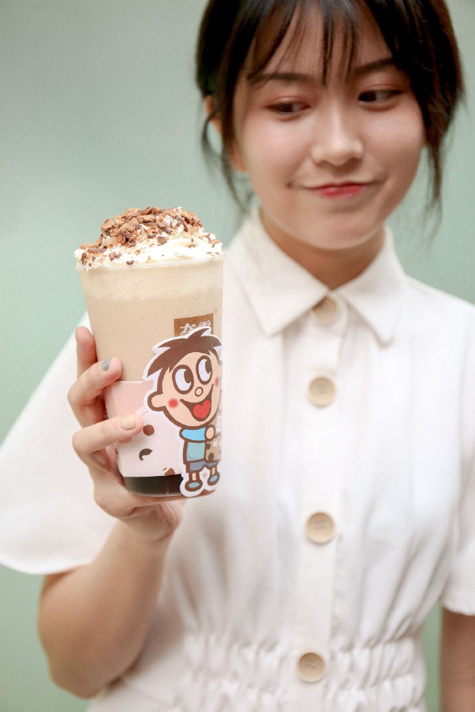 bcab8545gy1g3ha4y06qmj20u0190u0y