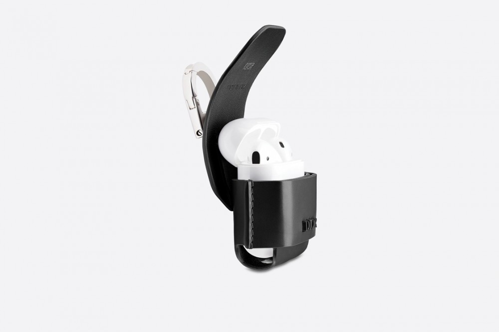 opportunity-cost-dior-men-airpods-case-style-fashion-menswear-accessories-luxury-shopping-esquire-singapore-esquiresg-10