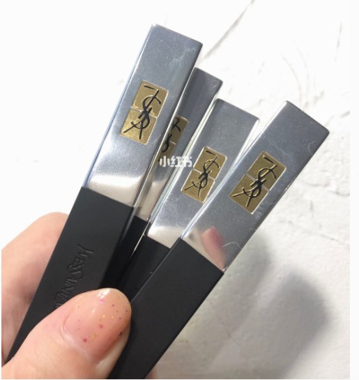ssslipsticks11