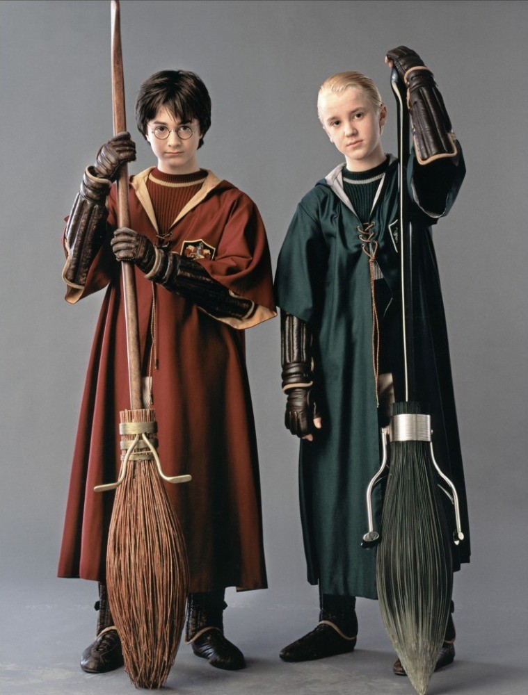 200px-Nimbus2000_2001