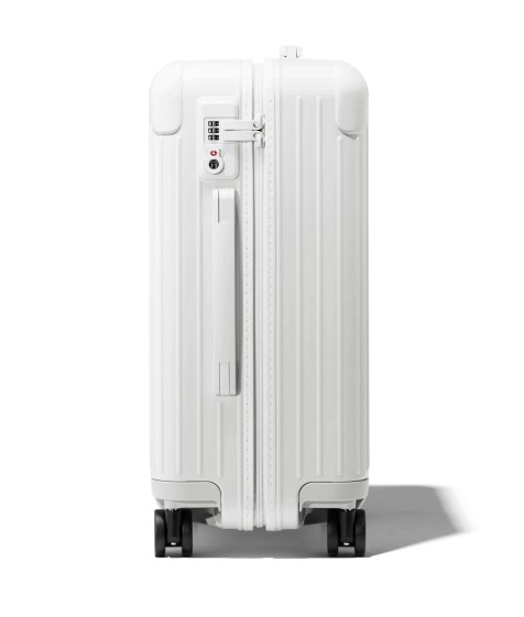 行李箱堅固、耐用又輕巧