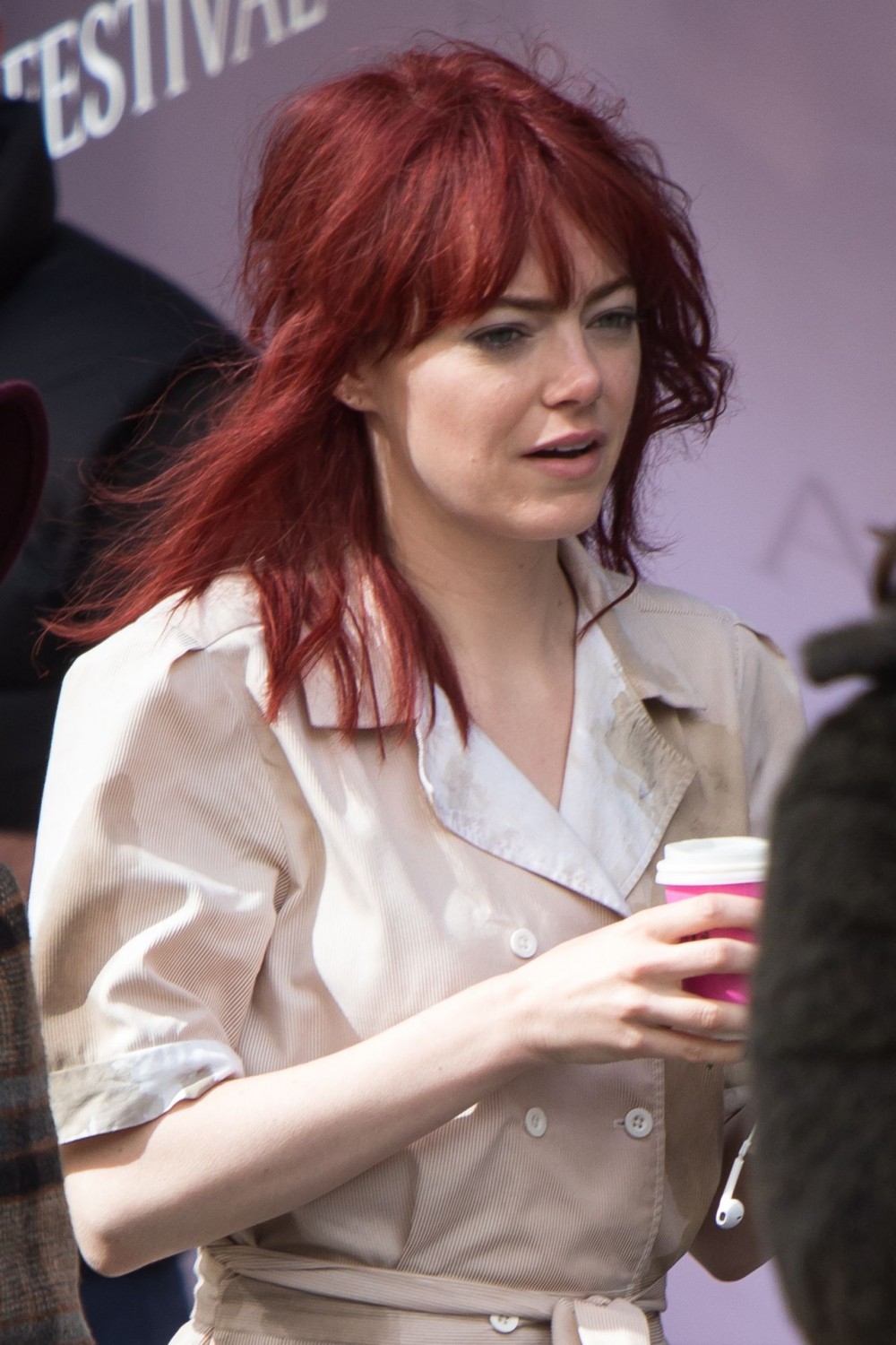 emma-stone-cruella-movie-set-in-london-09-01-2019-9