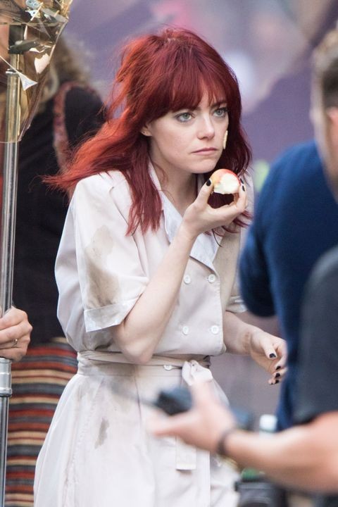 emma-stone-filming-101-dalmatians-1567406188