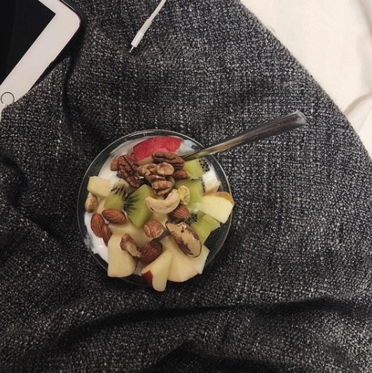 飲食主要保持著一個大原則就是要吃得清淡