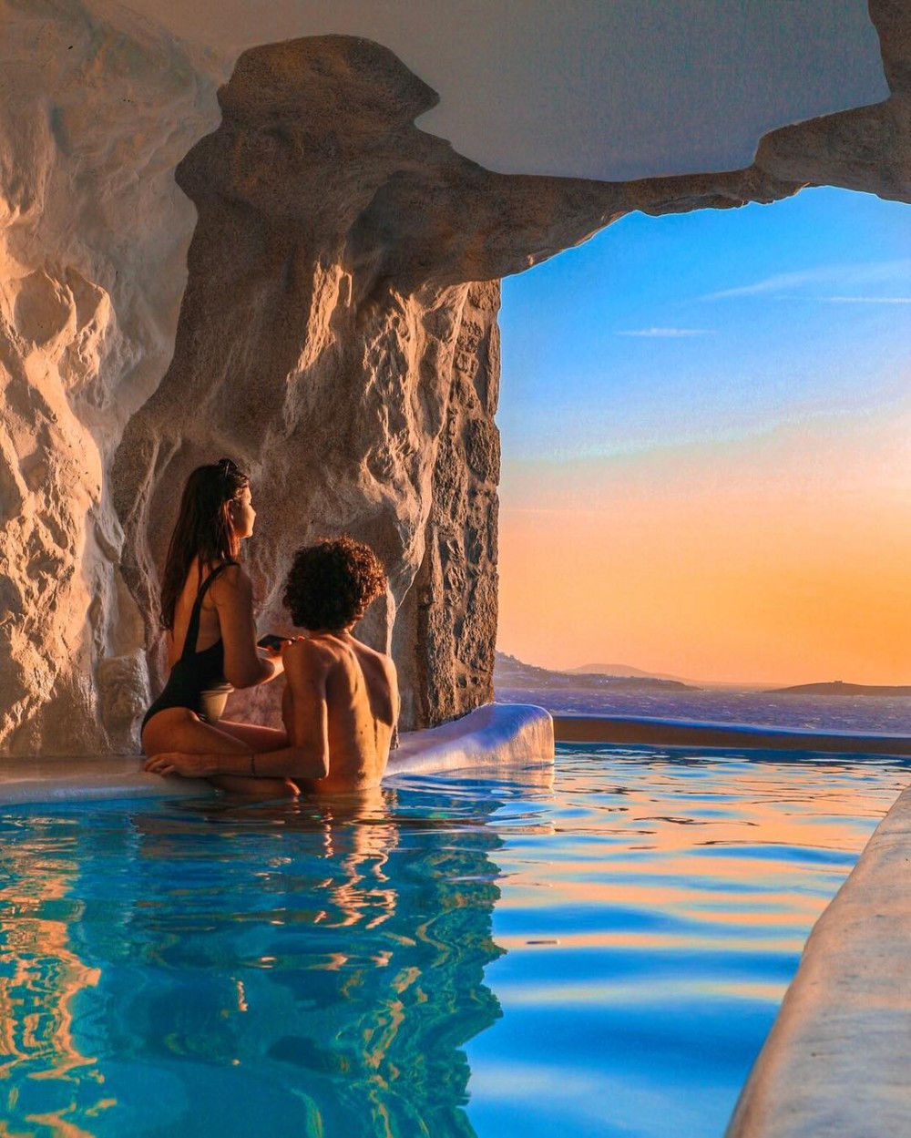 43378047_1366879766790023_3624033538260614070_n