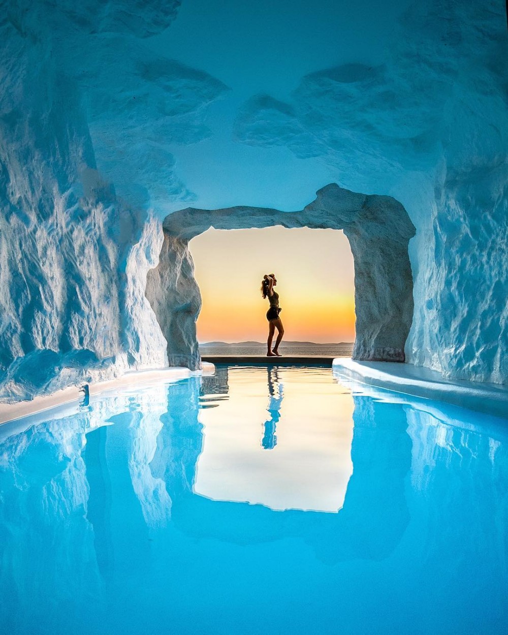 43674384_312325142902391_6300303486813566036_n