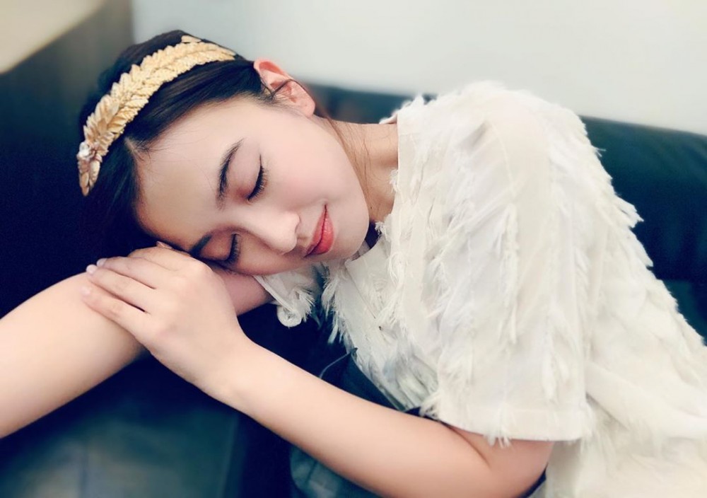 想著要享受一點ME TIME的時候,卻發現時鐘已經悄悄走到半夜12點