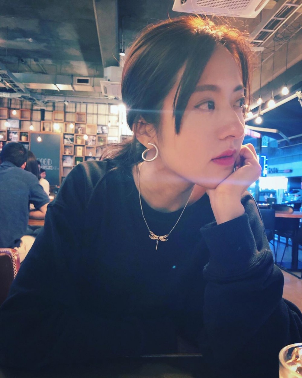 熬夜實在讓人又愛又恨,明明會讓人覺得很痛苦,但卻又有種病態的快感。