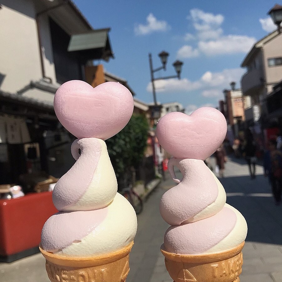 淡淡的紫薯加上濃濃的牛奶味，兩者非常夾