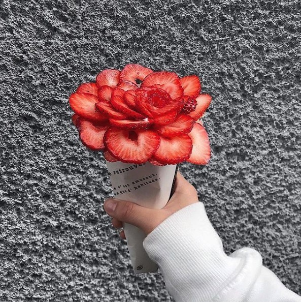 因為做工繁複,加上前來朝聖的人越來越多,好多時排隊吃「Eternity Crepe」的可麗餅都要等上一個小時