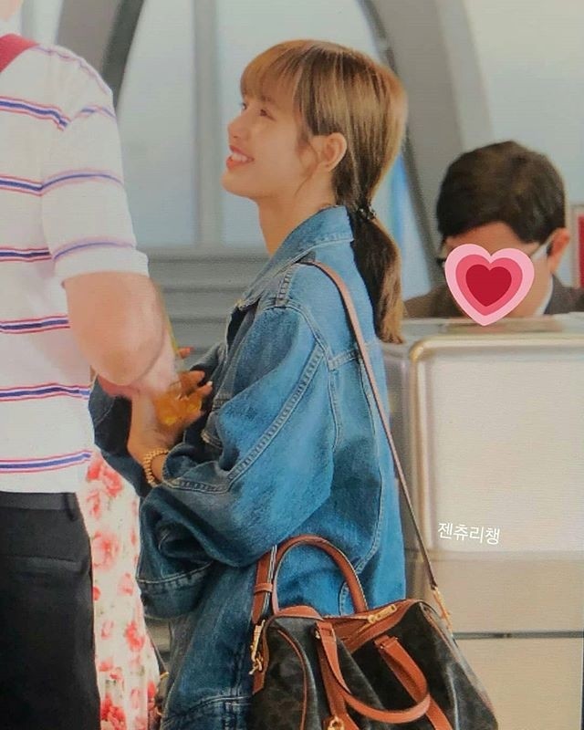 Blackpink LISA父母