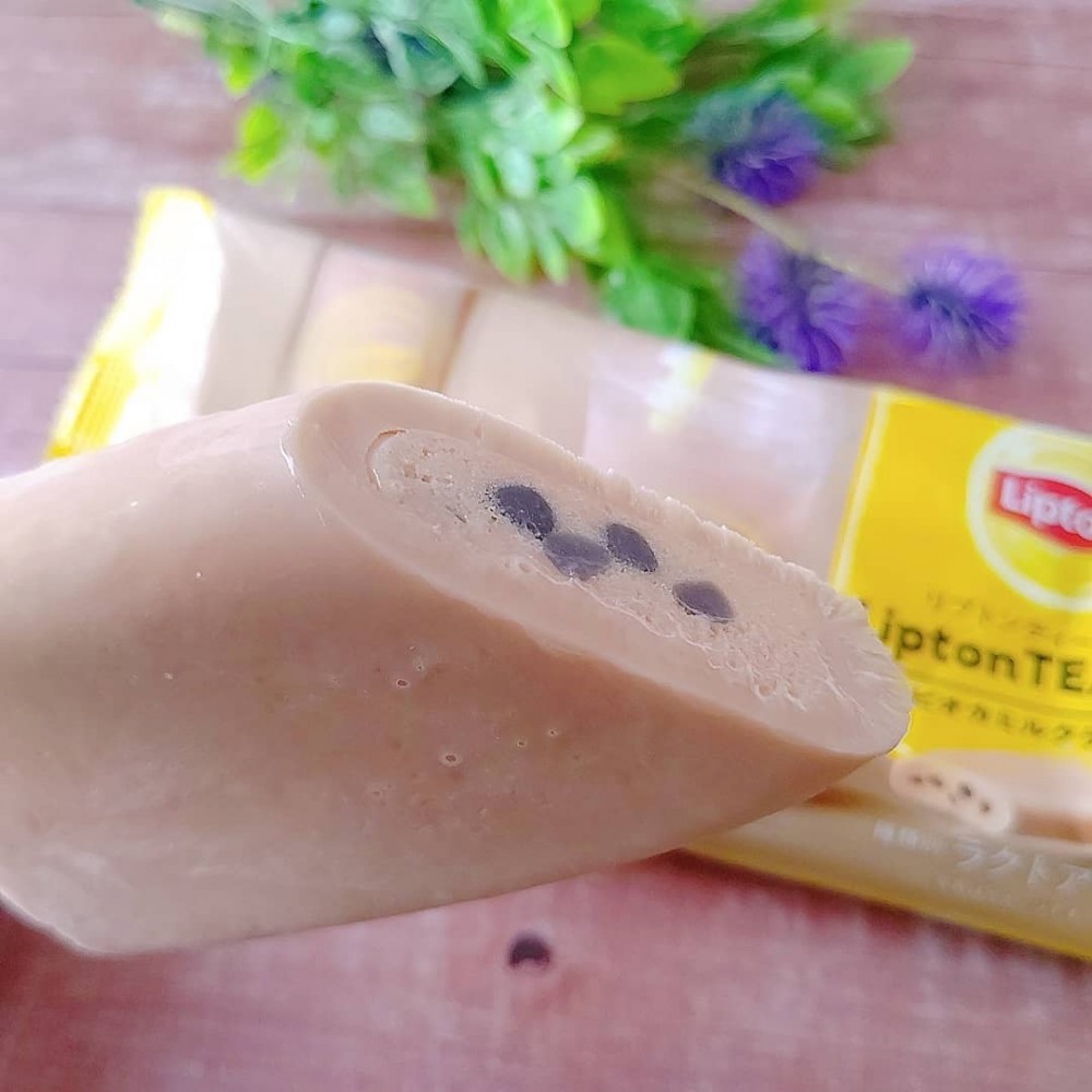 就如正喝著一杯滿滿的珍珠奶茶一樣,讓你覺得幸福感也來得太突然了吧!