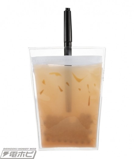 外型看起來就像是一杯珍珠奶茶,而當你把一支筆放入去時,就真的好像是在一杯珍珠奶茶插上飲管一樣