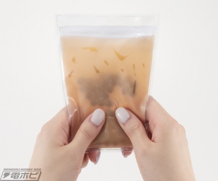 這個珍珠奶茶筆袋入面更是真的有一粒粒的珍珠,令筆袋更加真實!