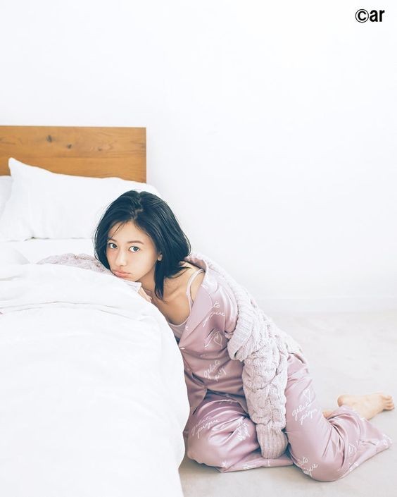 平日冬天雙腳長期都是冰冰冷冷冷的女生絕對會大愛,加上冬天睡覺進入被窩時也不怕冷凍的難受感。