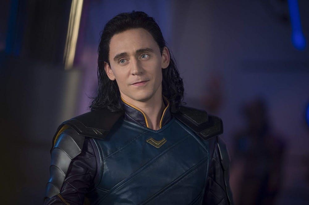 這個亦正亦邪的角色被Tom Hiddleston演出成一種可愛又迷人的形象,不但沒有令人討厭這個反派角色,Loki更深受大批觀眾歡迎~