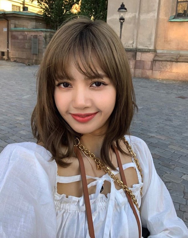 LISA Blackpink成員