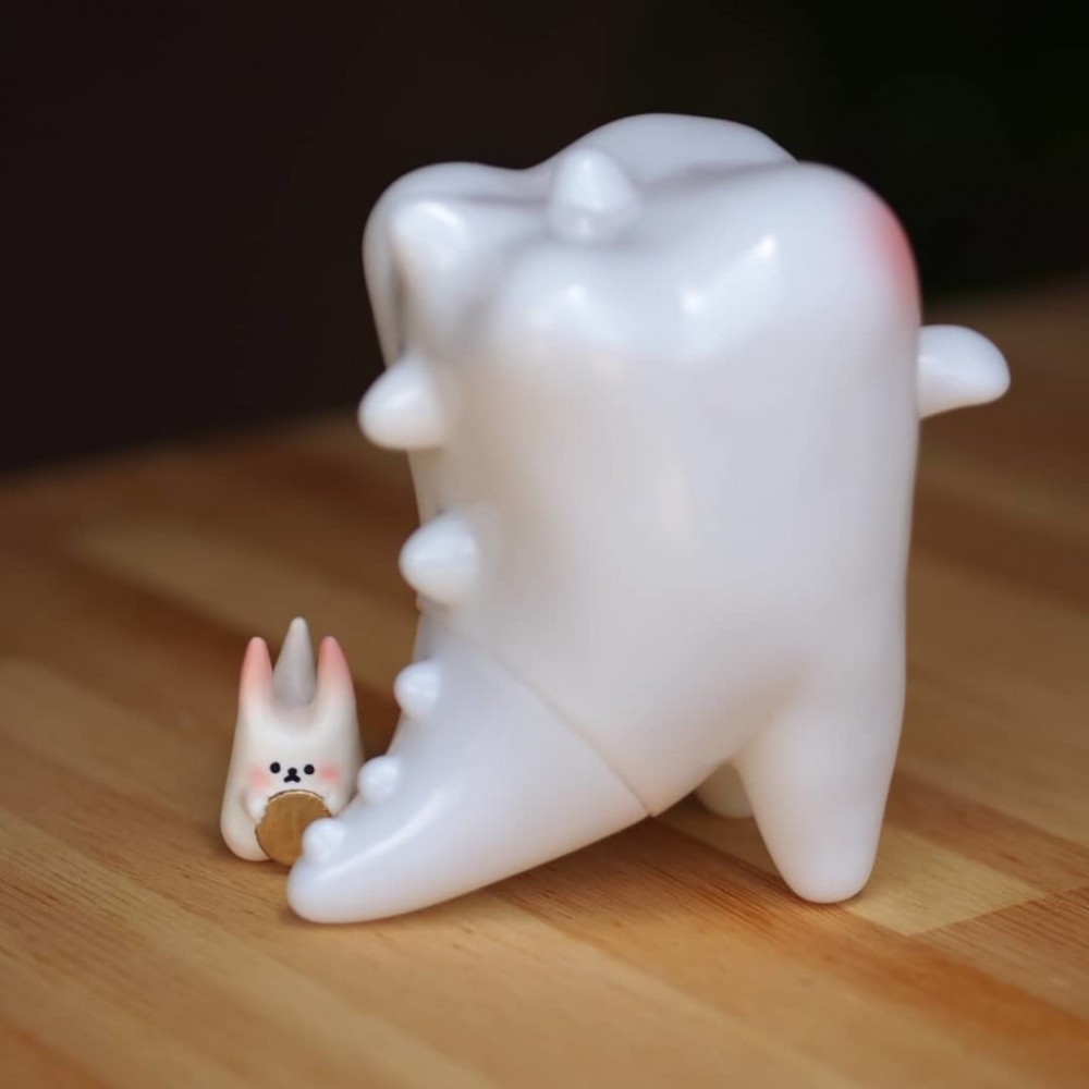 TOOTH-DINO-by-Funk-Toy-放克玩具-The-Toy-Chronicle-soa-1024x1024
