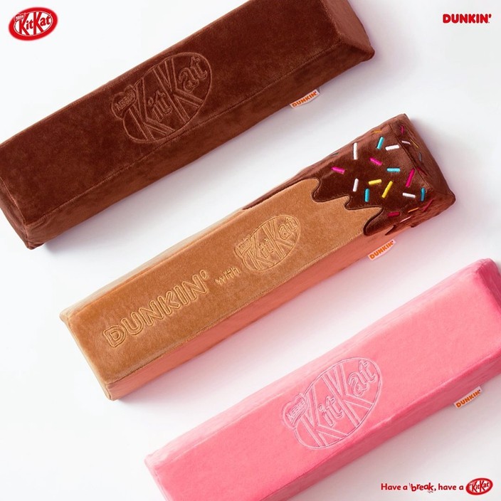 引起熱話都是「巨型KITKAT朱古力攬枕」!