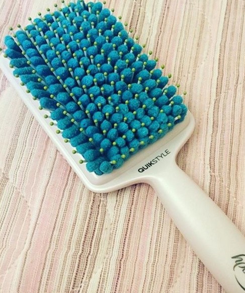 其實這款來自日本Goody的「速乾大髮梳」早在幾年前就出現了