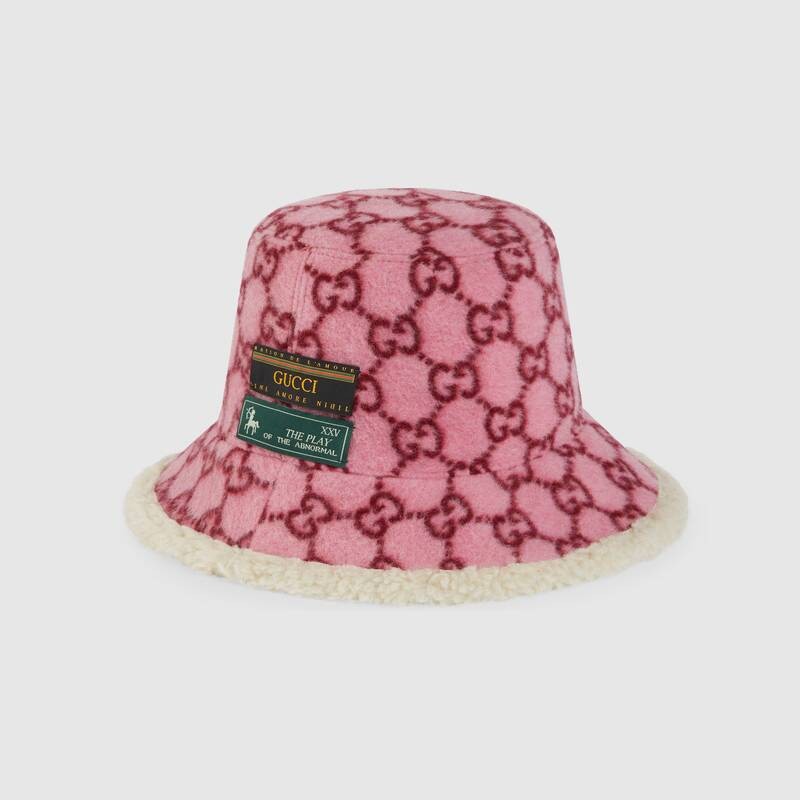 近年時尚界似乎又再次流行Monogram圖案的配件,而且亦明顯漸趨年輕化