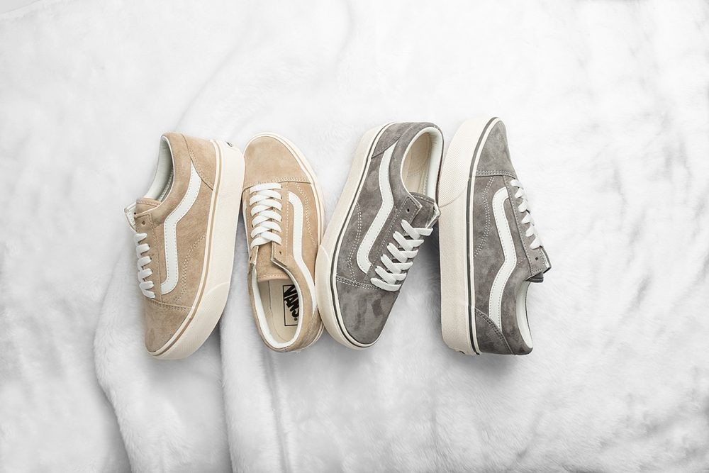 Vans在秋冬季也最新推出了Old Skool奶茶色休閒鞋