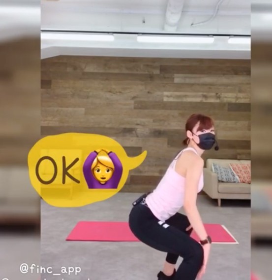特別推薦女生做深蹲,對女生的身體線條建造上很有幫助,想瘦大腿內側贅肉的女生更是一定要做