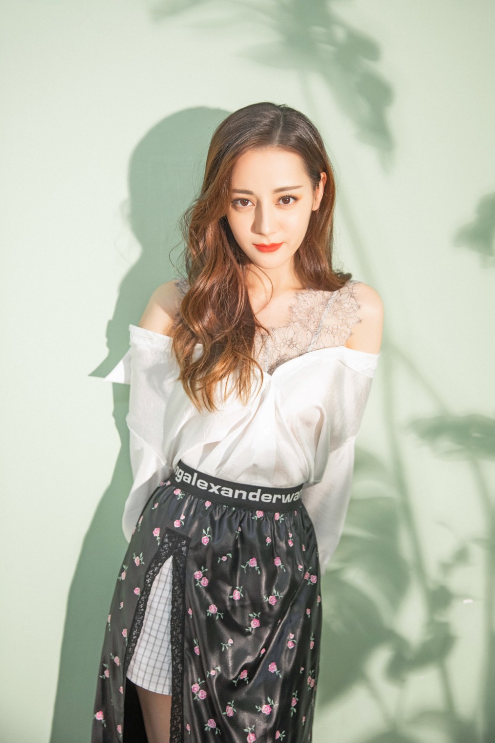 006Qht3Ely1g8nj9ux1zij33ca50fx6r