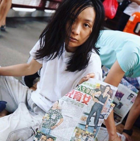 這套名為《人來人往》的短片以露宿者為主題,作品最後不但成功入圍「辛丹斯電影節:香港短片比賽」,更獲了獎