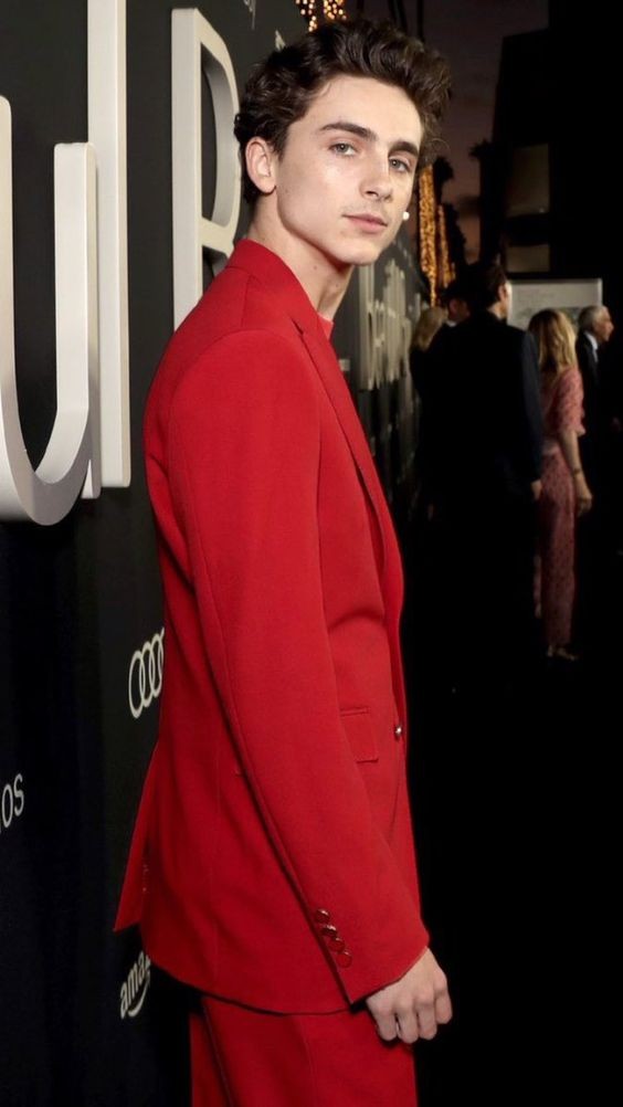 每次Timothée Chalamet走上紅毯上時都會帶來驚喜,同時也會成為焦點