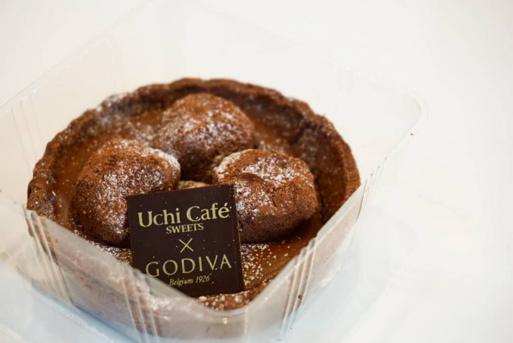 Uchi Café × GODIVA 松露朱古力撻