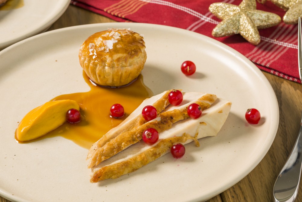 Hue Christmas Meal - Roasted Turkey Breast & Turkey Pie